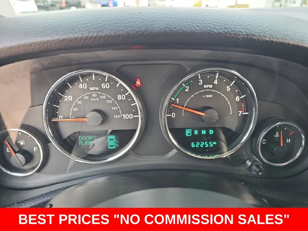 Used 2016 Black Jeep Unlimited Sport image 18