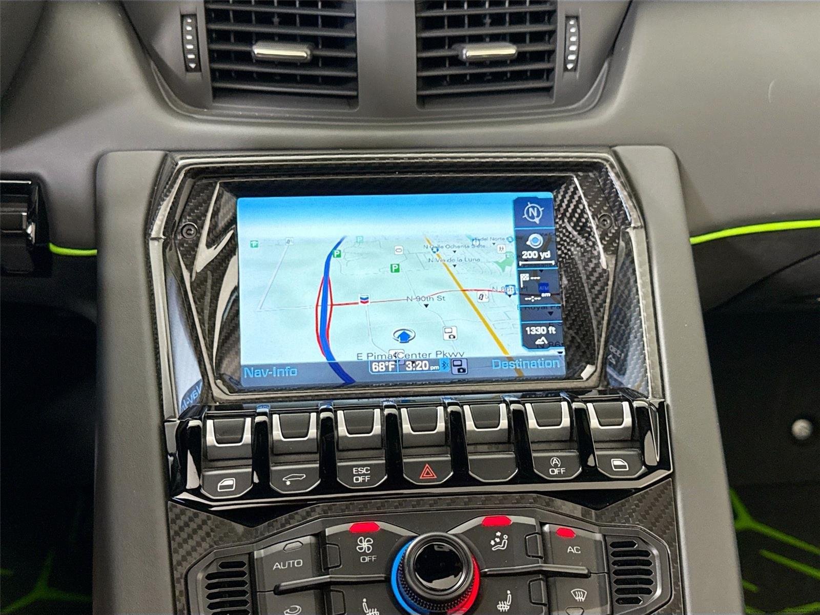 2021 Lamborghini Aventador - Photo 21