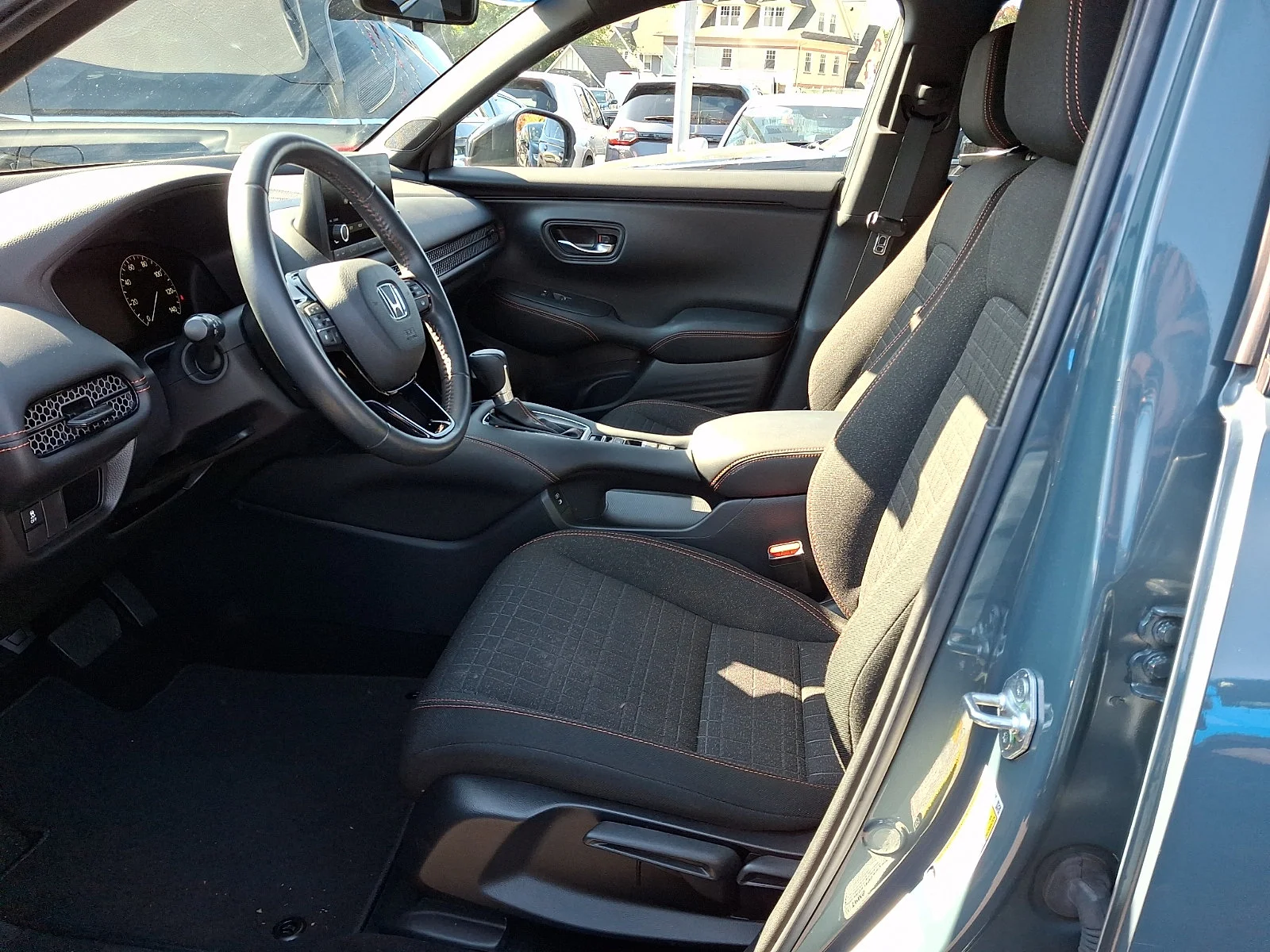2025 Honda HR-V Sport - Photo 11