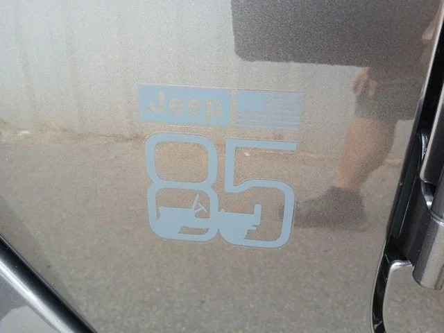 New 2026 Granite Crystal Metallic Clear-Coat Exterior Paint Jeep 85th Anniversary Edition image 9