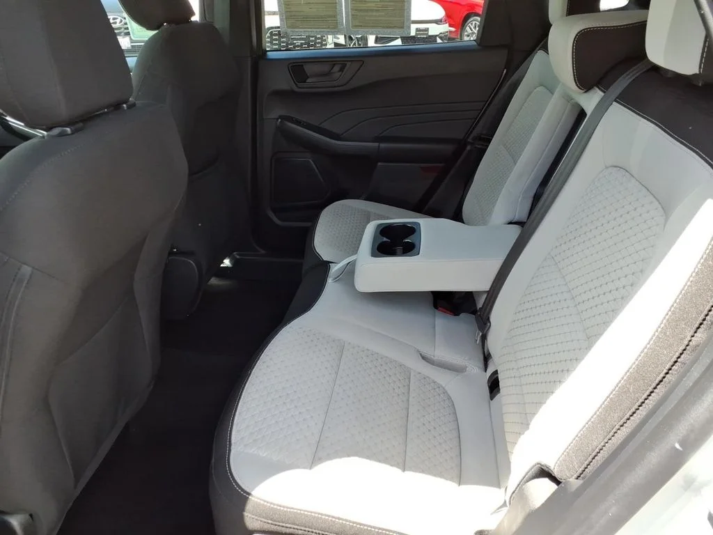 Used 2023 Silver Ford Active image 12