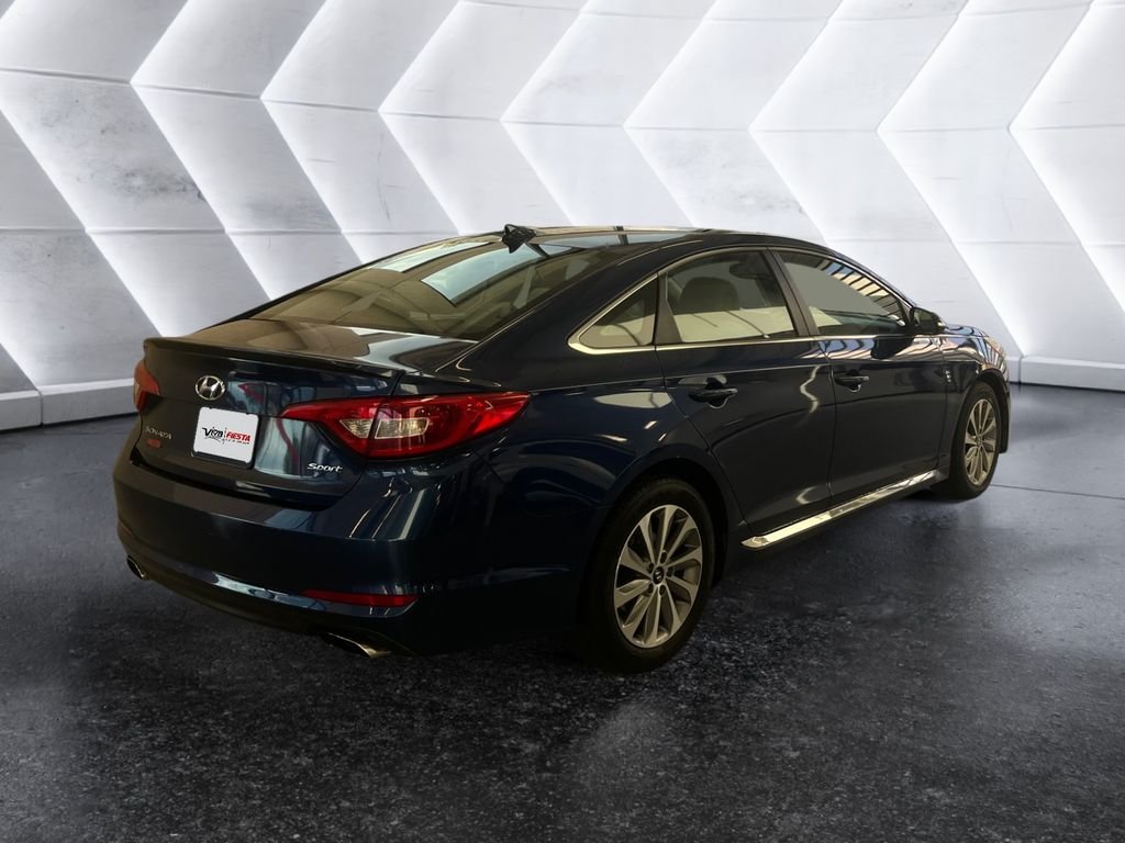 Used 2017 Blue Hyundai Sport image 4