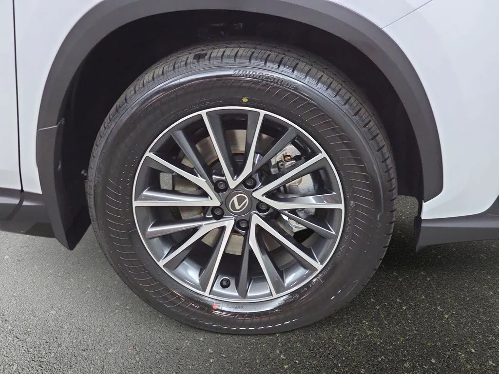 New 2026 Ultra White Lexus PREMIUM PLUS AWD image 30