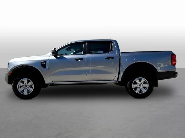 Used 2024 Silver Ford XL image 4