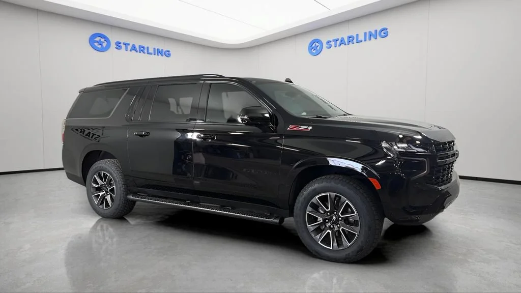 Used 2023 Black Chevrolet Z71 image 13