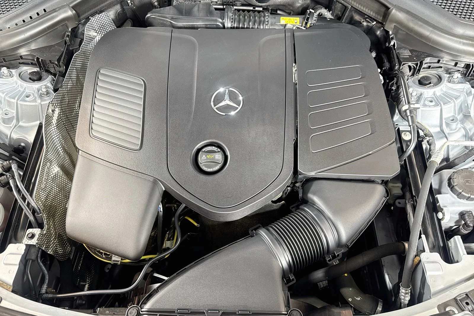 Used 2025 Cirrus Silver Metallic Mercedes-Benz GLC 350e image 28
