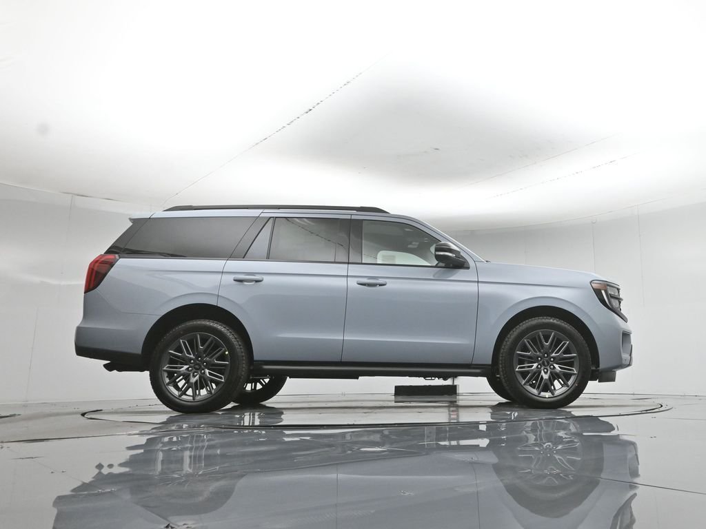 New 2026 Glacier Gray Metallic Tri-Coat Ford Platinum image 50