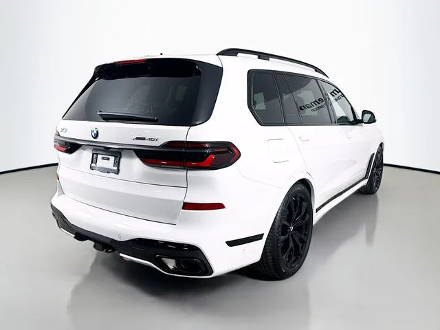 New 2026 White BMW xDrive40i image 7