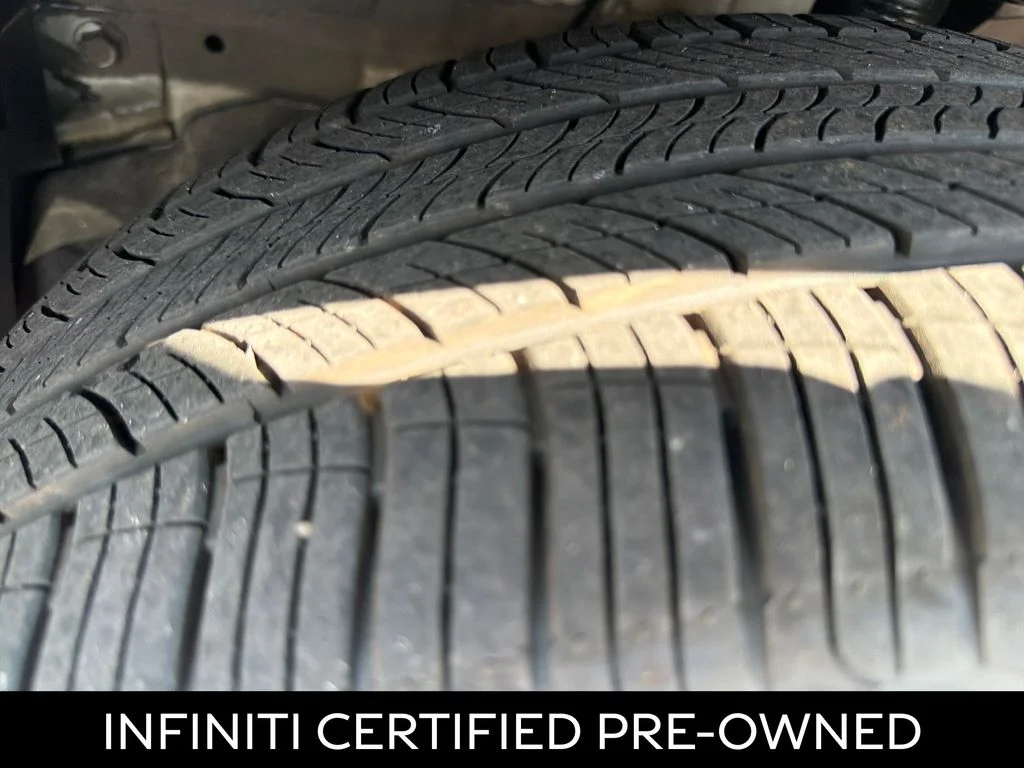 Certified Used 2023 Graphite Shadow INFINITI LUXE image 15