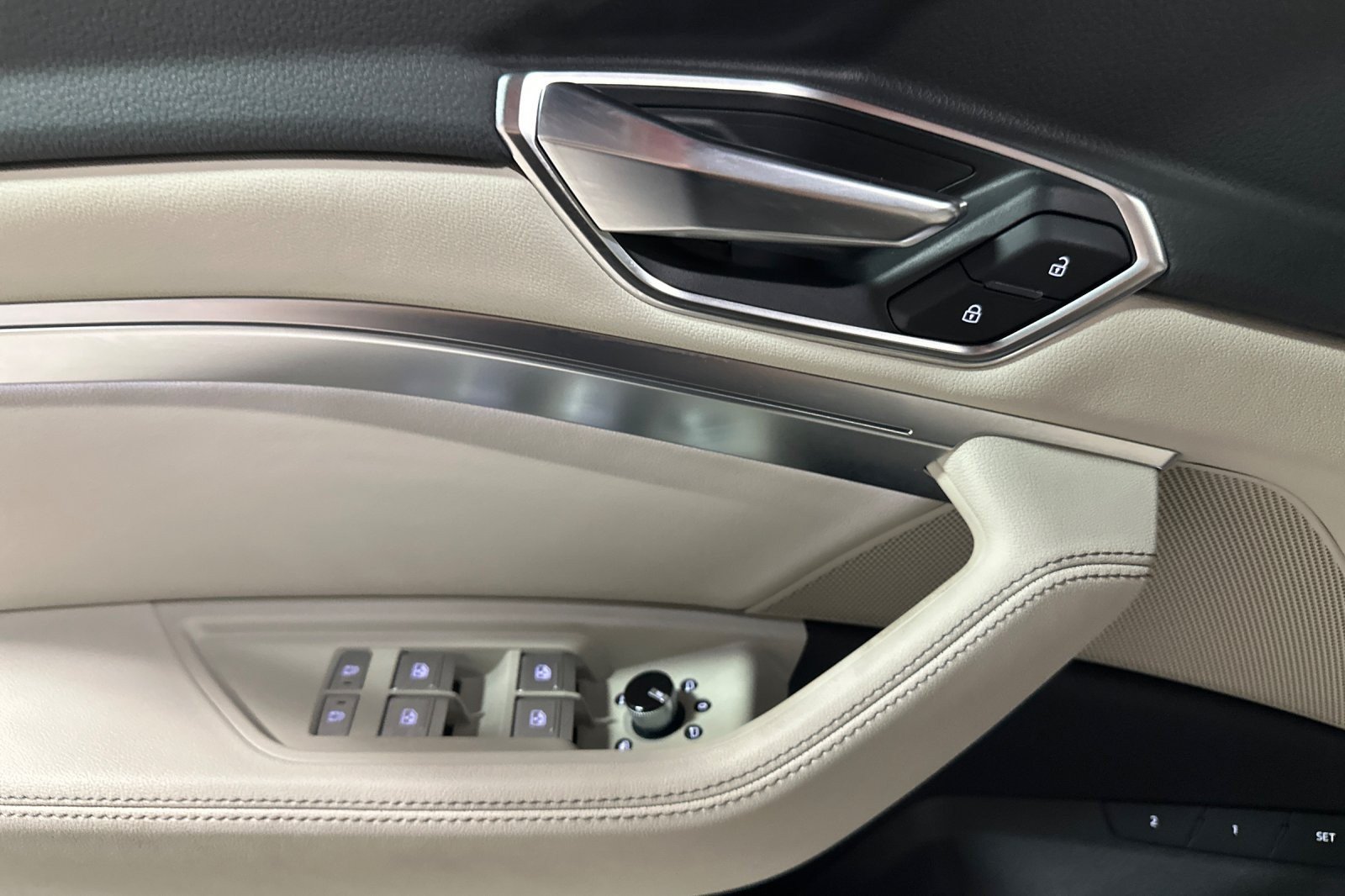 Used 2024 Chronos Gray Metallic Audi Premium Plus quattro image 10