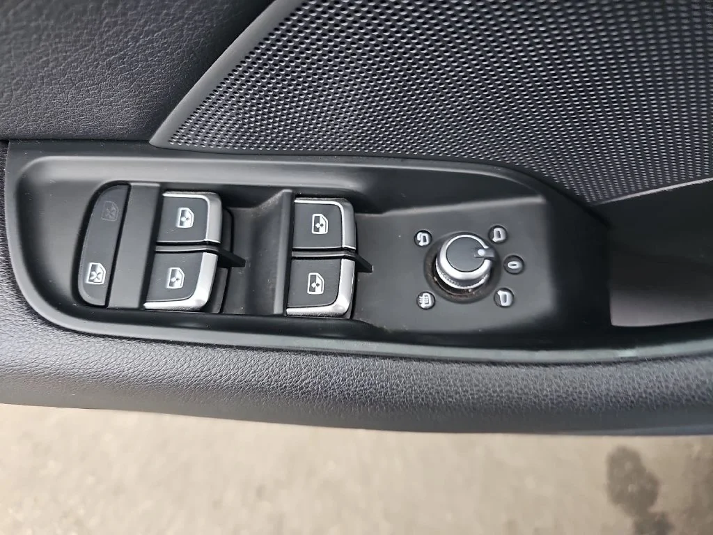 Used 2017 Gray Audi 1.4T Premium image 27