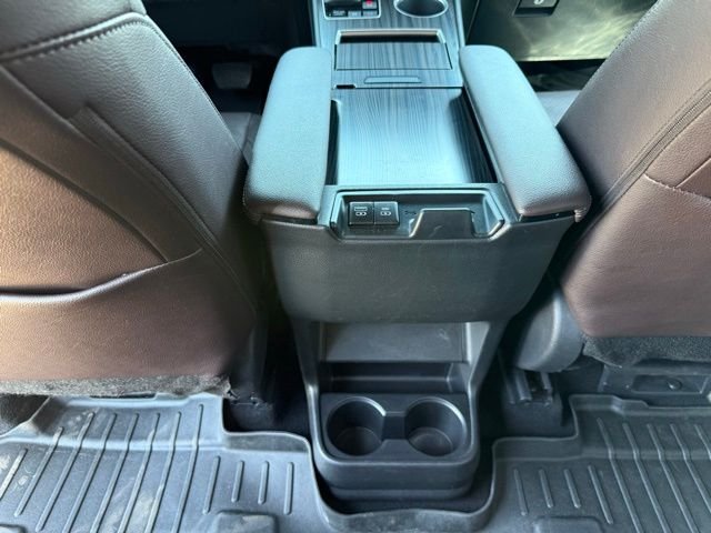 2023 Toyota Sienna Platinum - Photo 41