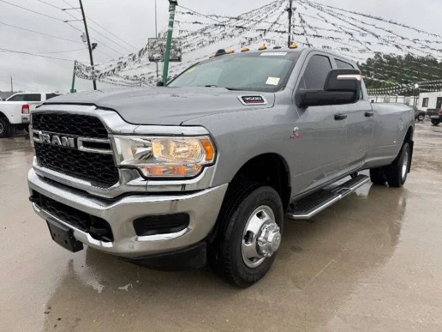 2024 RAM 3500 Tradesman 4X4 Crew Cab LWB's photo