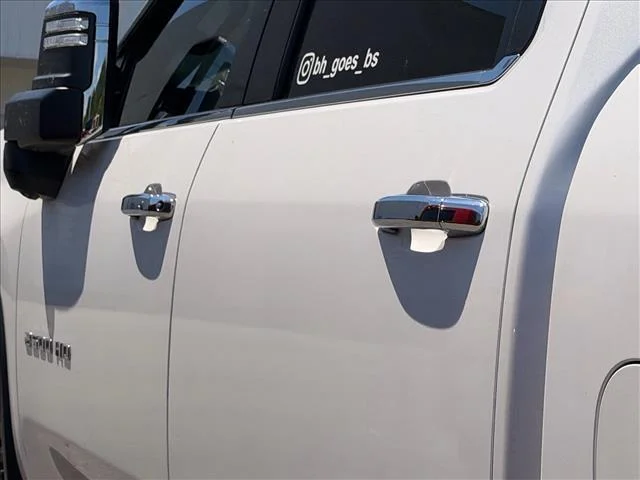 Used 2024 Iridescent Pearl Tricoat Chevrolet LTZ image 14