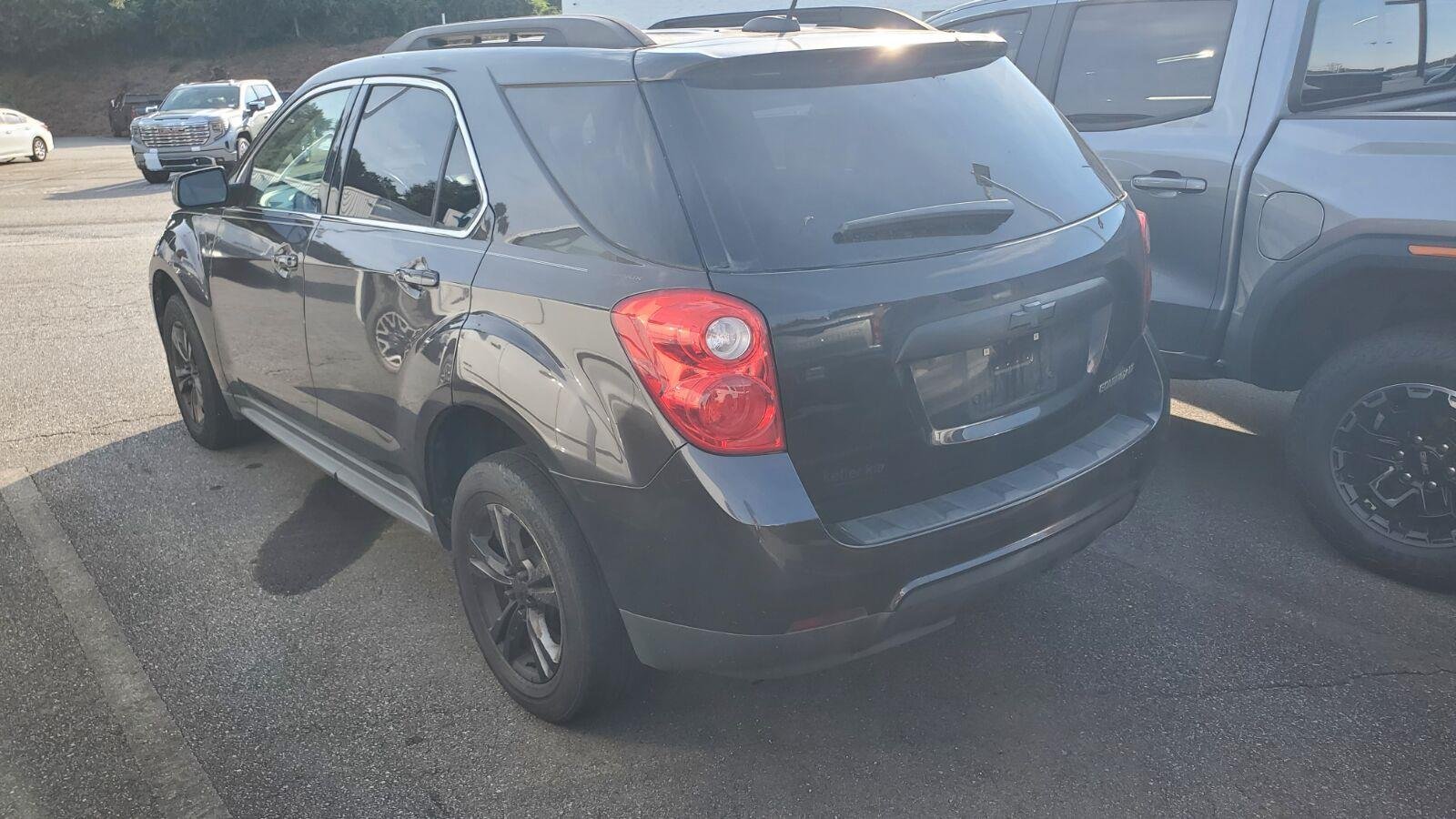 Used 2015 TUNGSTEN METALLIC Chevrolet LT image 8