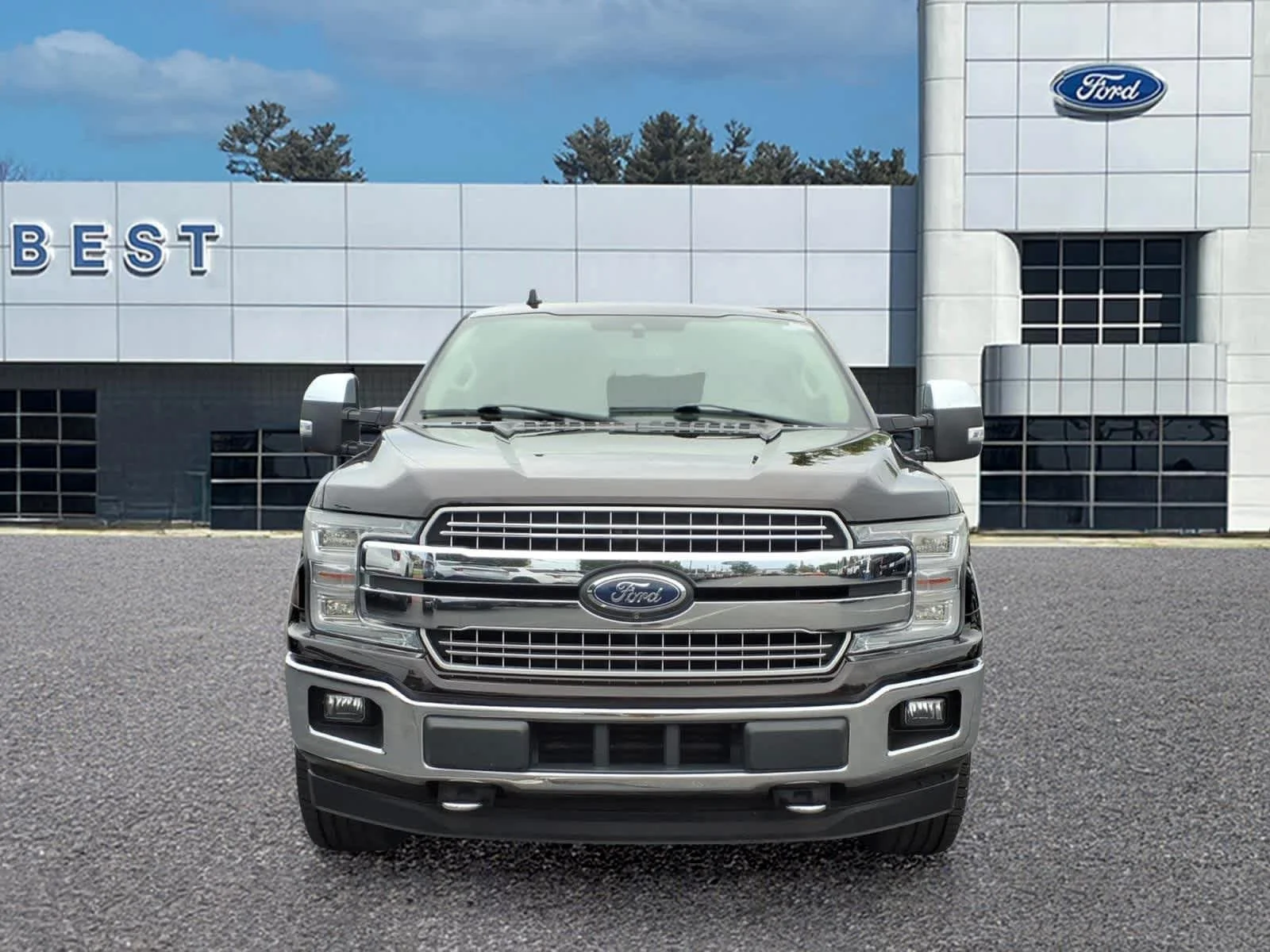 Used 2018 Magma Red/Stone Gray Ford LARIAT image 10