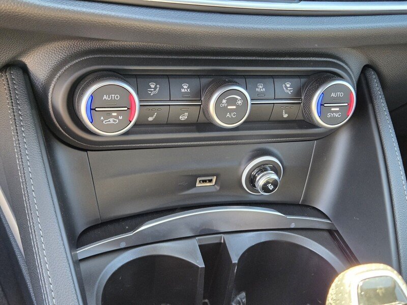 Used 2023 Black Metallic Alfa Romeo SPRINT AWD image 21