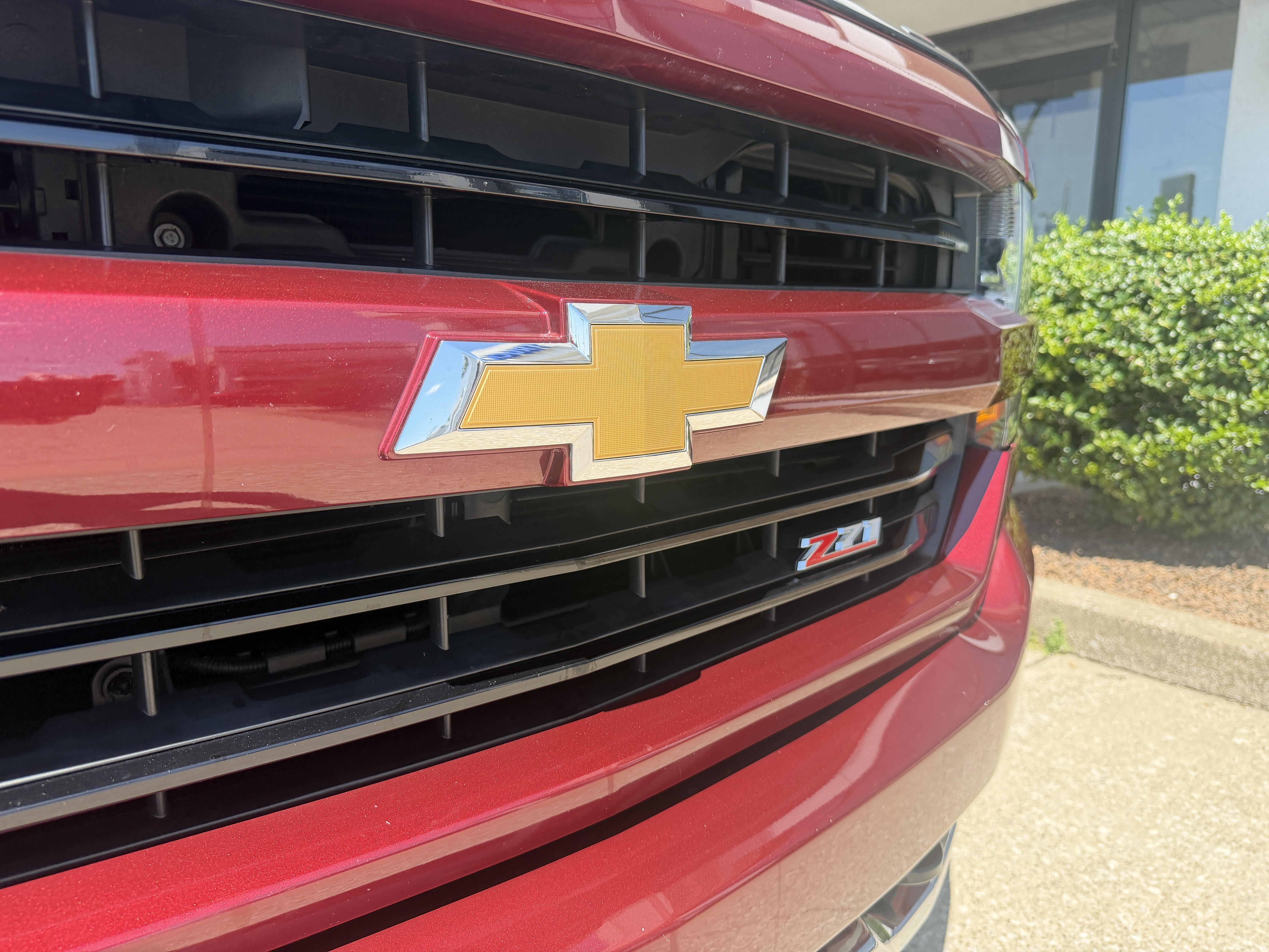 Used 2017 Siren Red Tintcoat Chevrolet LT image 21