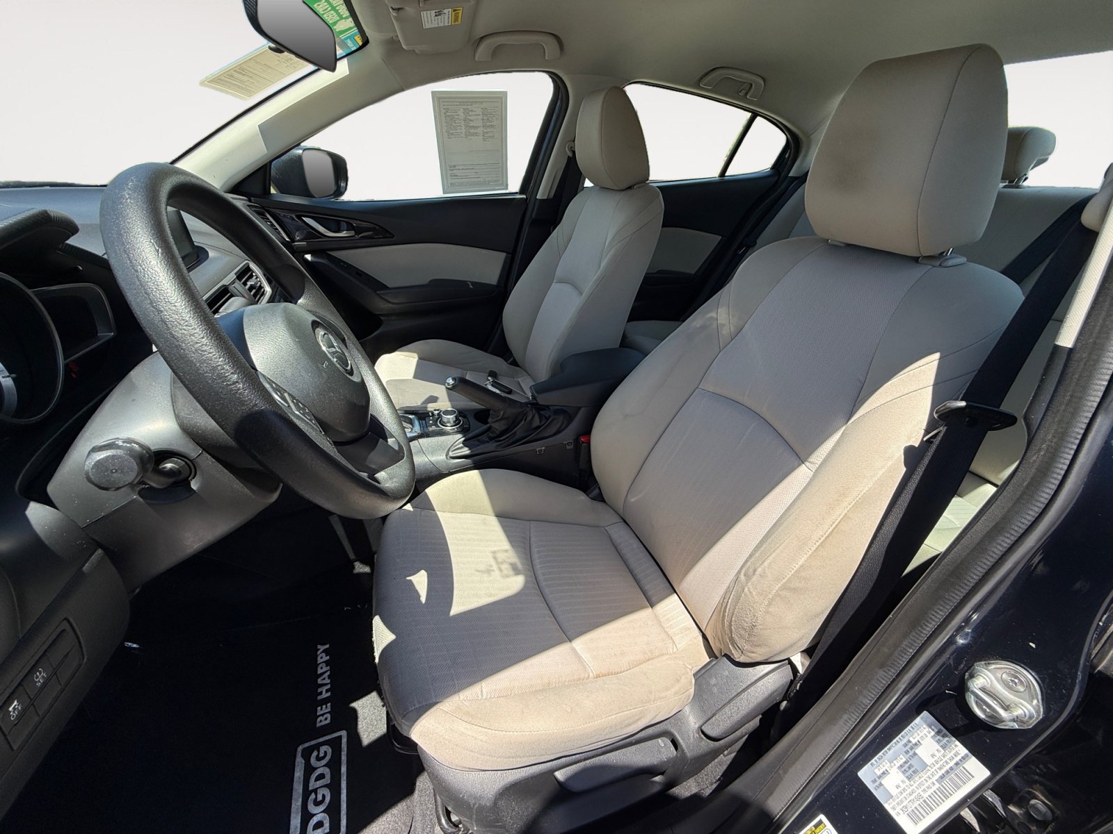 Used 2015 Crystal Blue Mazda i Sport image 10