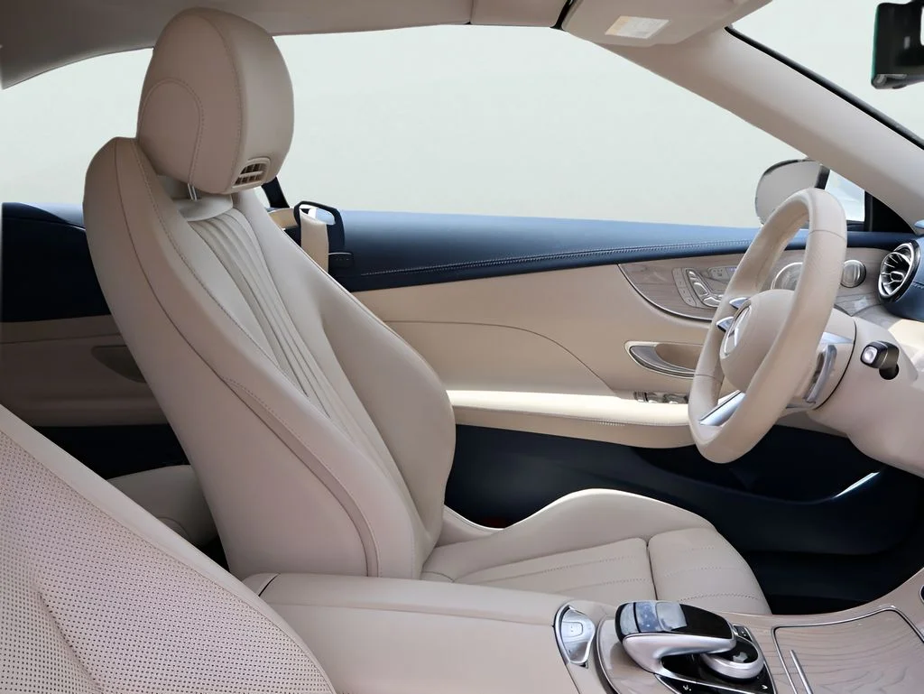 Used 2023 MANUFAKTUR Moonlight White Mercedes-Benz E 450 image 10