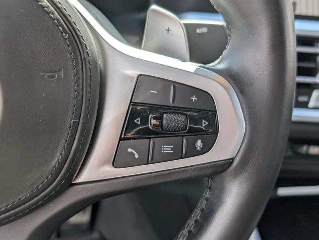 Used 2022 Black BMW M440i image 32