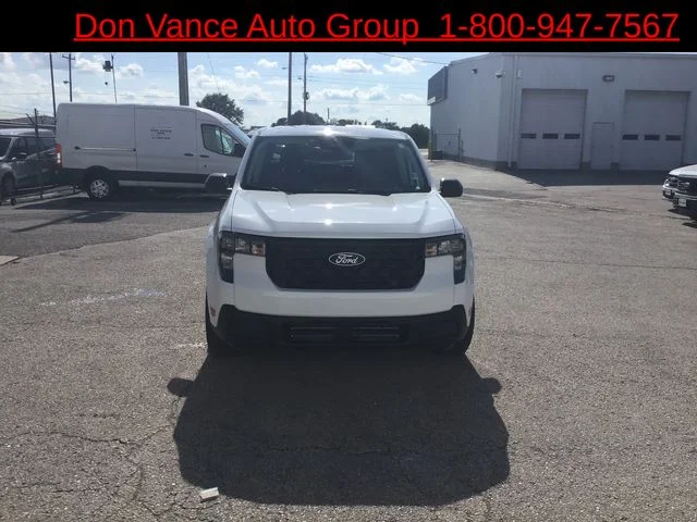 Used 2025 White Ford XL image 8