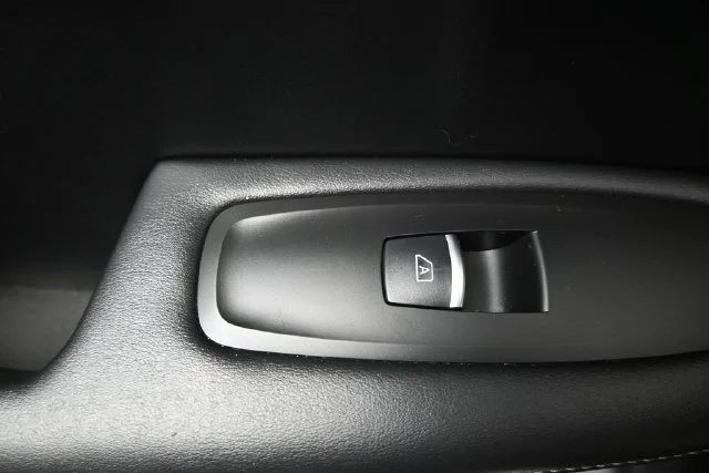 Used 2023 Gray INFINITI LUXE image 10