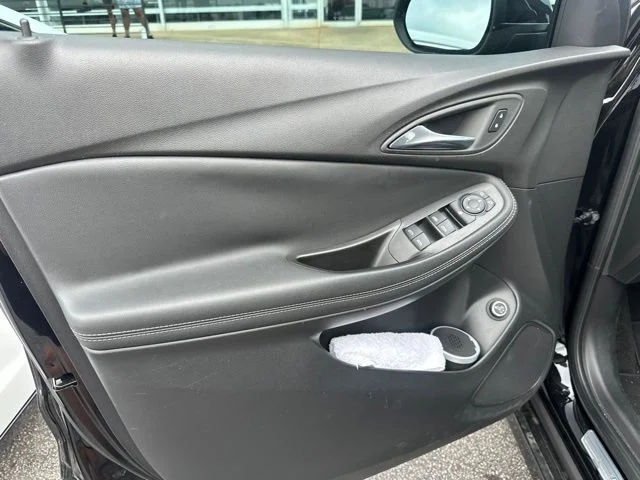 Used 2022 Black Buick Select image 26