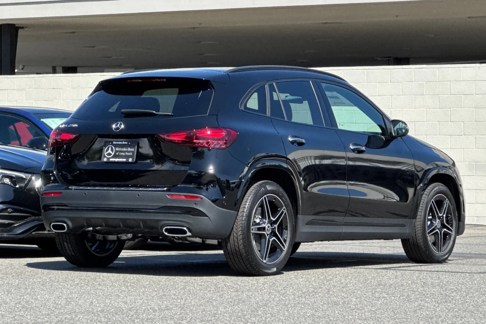 New 2026 Black Mercedes-Benz GLA 250 image 4