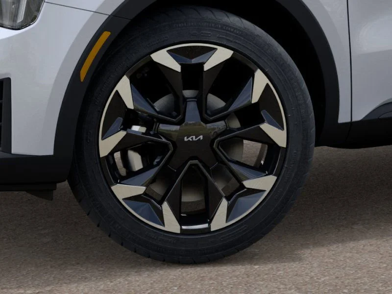New 2026 Glacial White Pearl Kia EX image 9