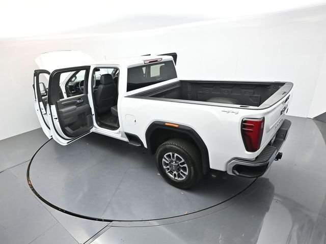 Used 2025 White GMC SLT image 49