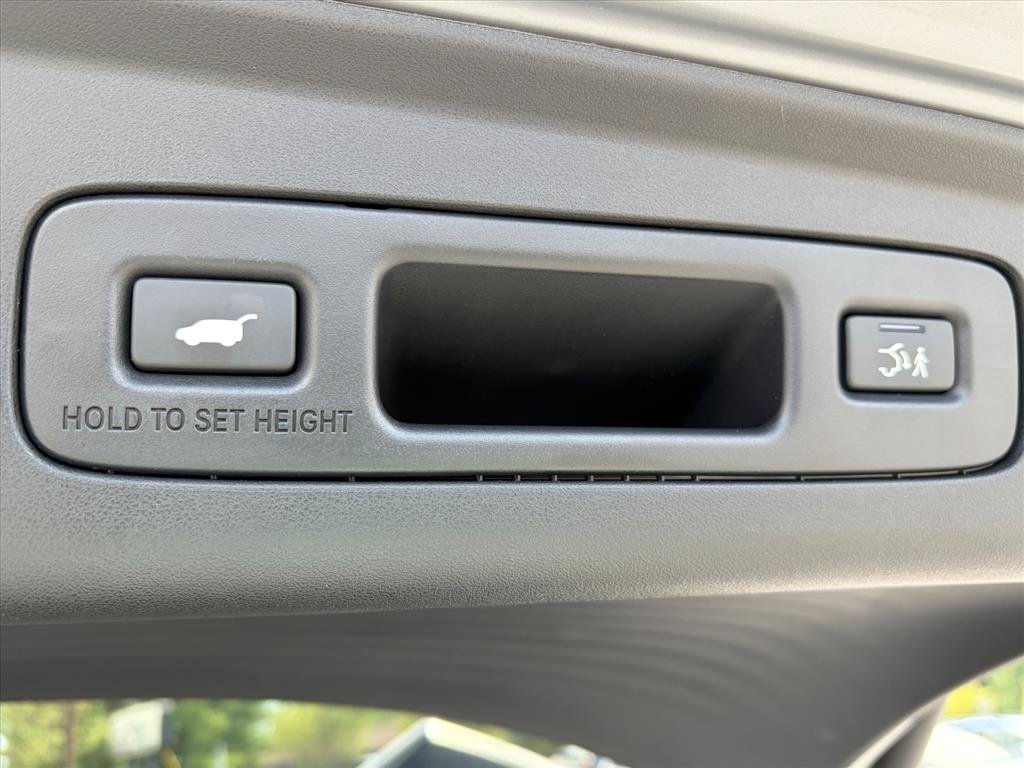 Used 2025 Urban Gray Pearl Gy Acura Base image 21