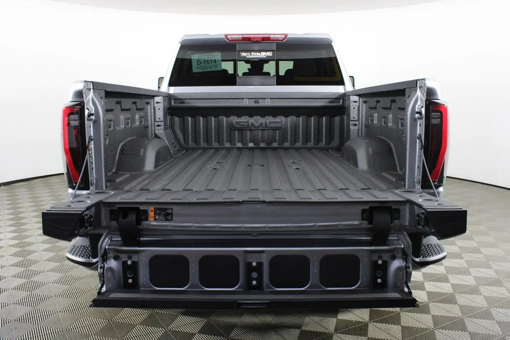 New 2026 Sterling Metallic GMC AT4 image 7