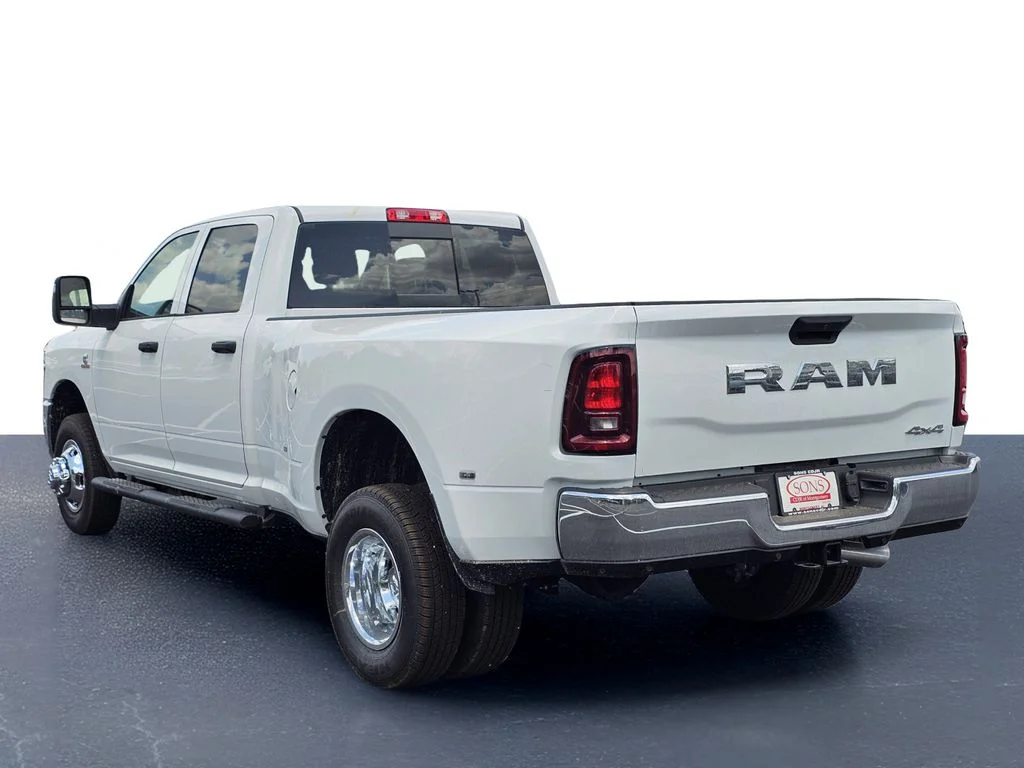 New 2026 Bright White Clear-Coat Exterior Paint RAM Tradesman image 14