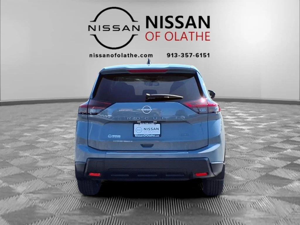 New 2026 Boulder Gray Pearl Nissan SV image 25