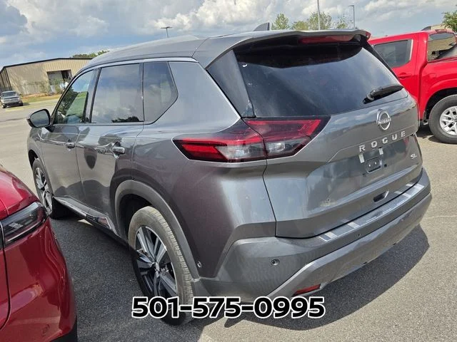 Used 2023 Gray Nissan SL image 2