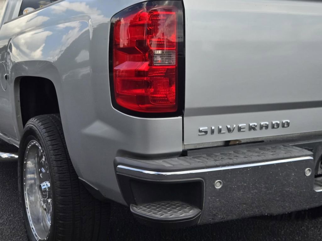 Used 2014 SILVER ICE METALLIC Chevrolet LTZ image 8