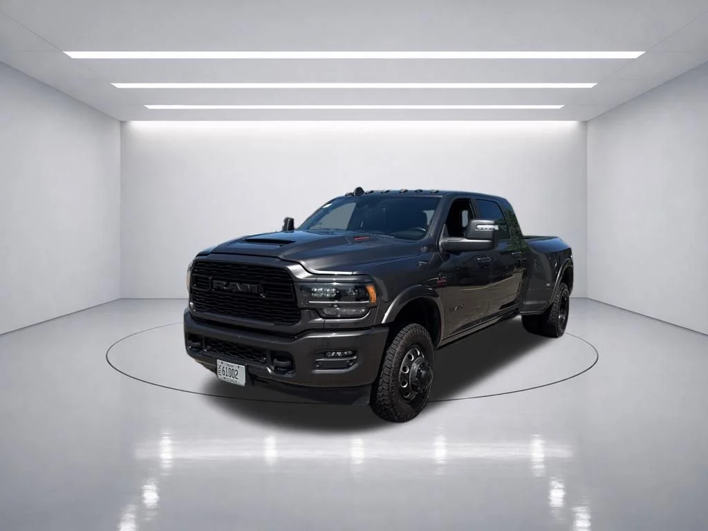 Used 2023 Granite Crystal Metallic Clearcoat Ram Limited image 3