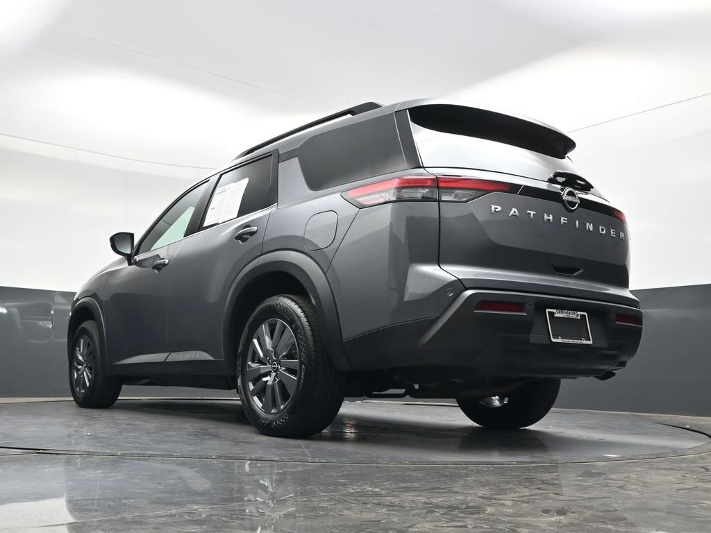 Used 2025 Gray Nissan SV image 43