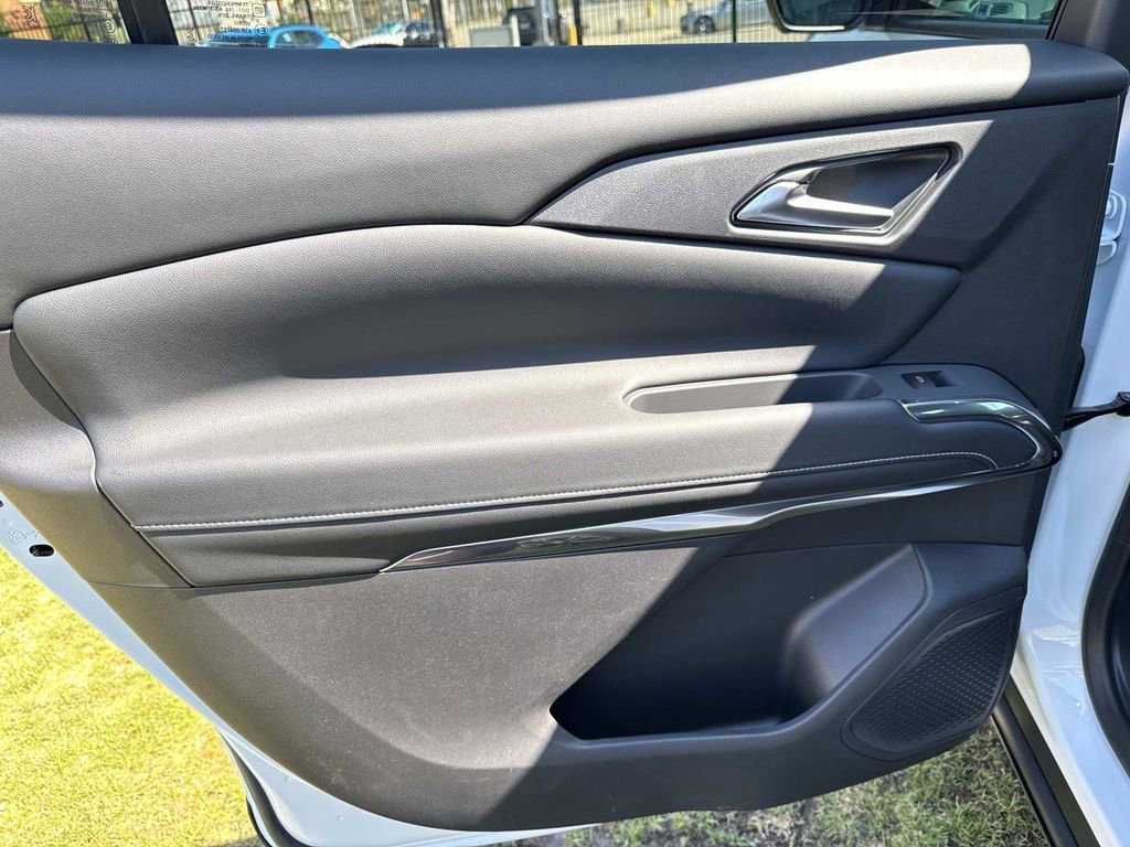 2026 Chevrolet Traverse LT - Photo 11