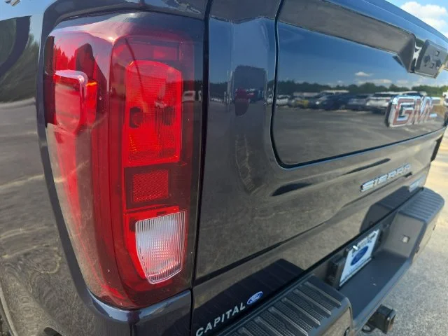 Used 2025 Silver GMC Elevation image 36