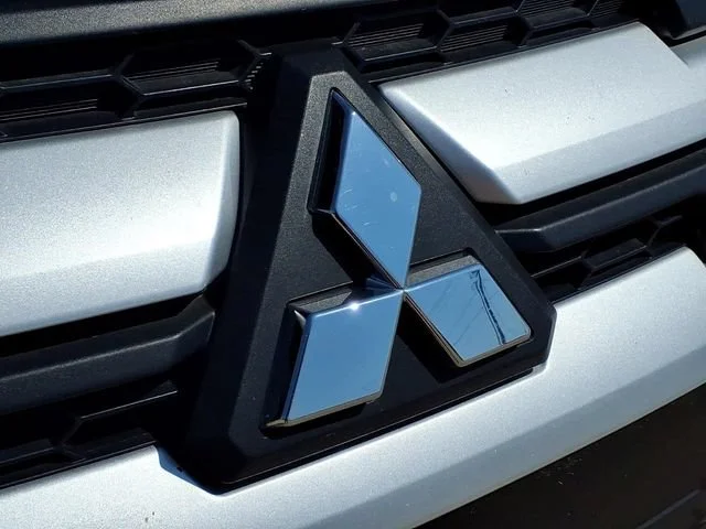 Used 2024  Mitsubishi S image 24
