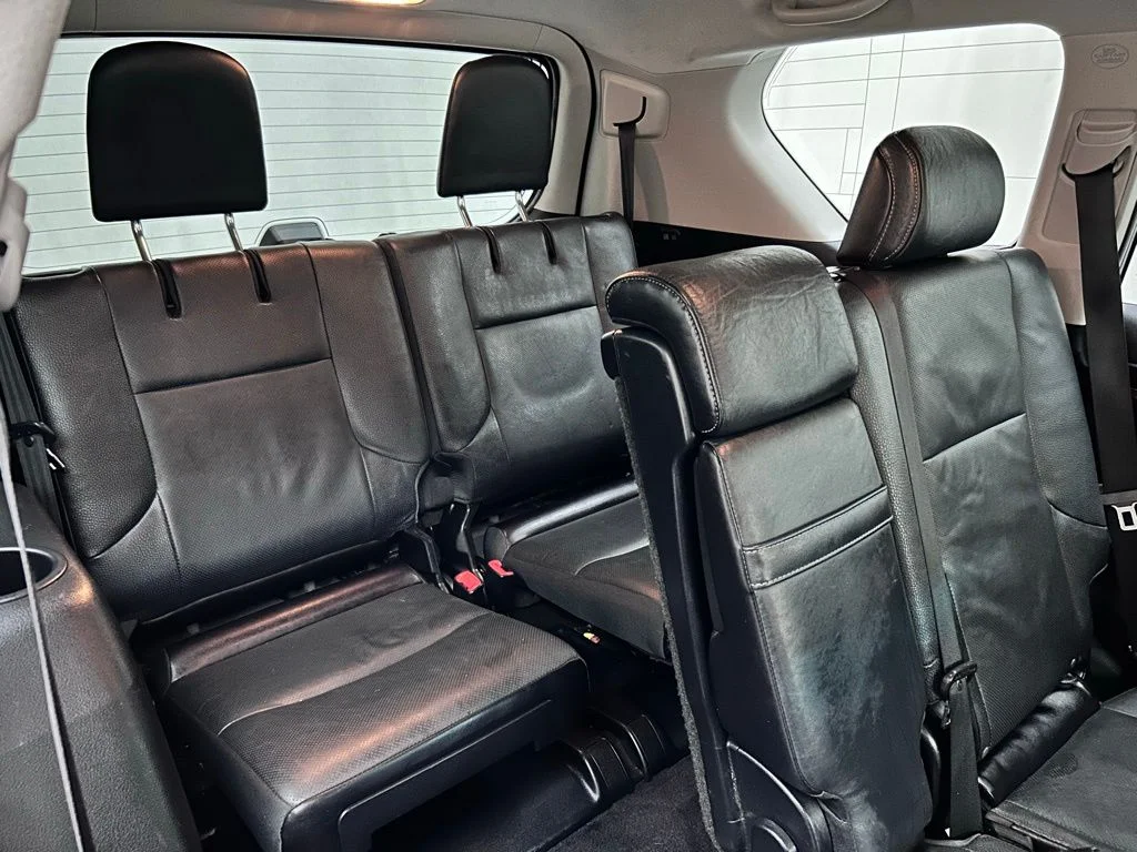 Used 2016 Silver Lexus 460 image 17