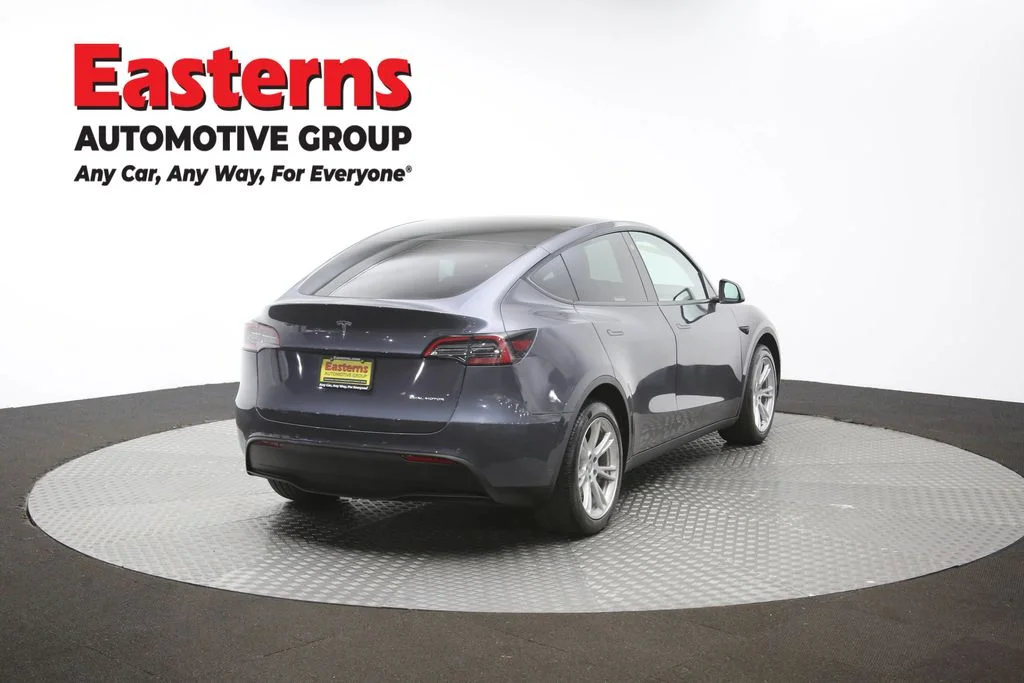 Used 2022 Gray Tesla Long Range image 34