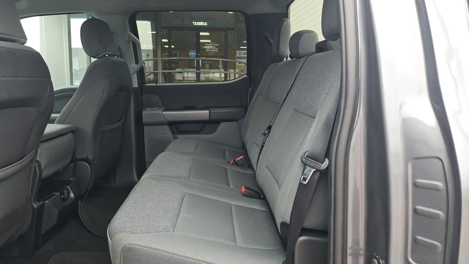 Used 2025 Light Blue Clearcoat Metallic Ford XLT 4WD image 13