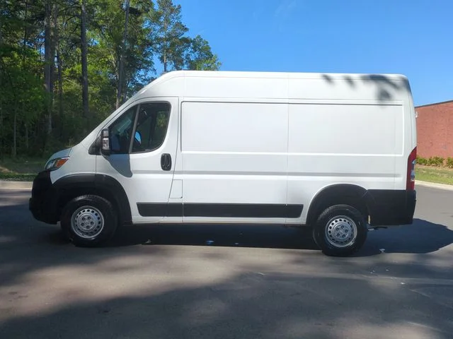Used 2025 White Ram High Roof image 10