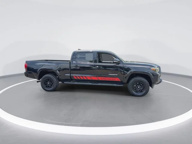 Used 2022 Black Toyota SR5 image 2