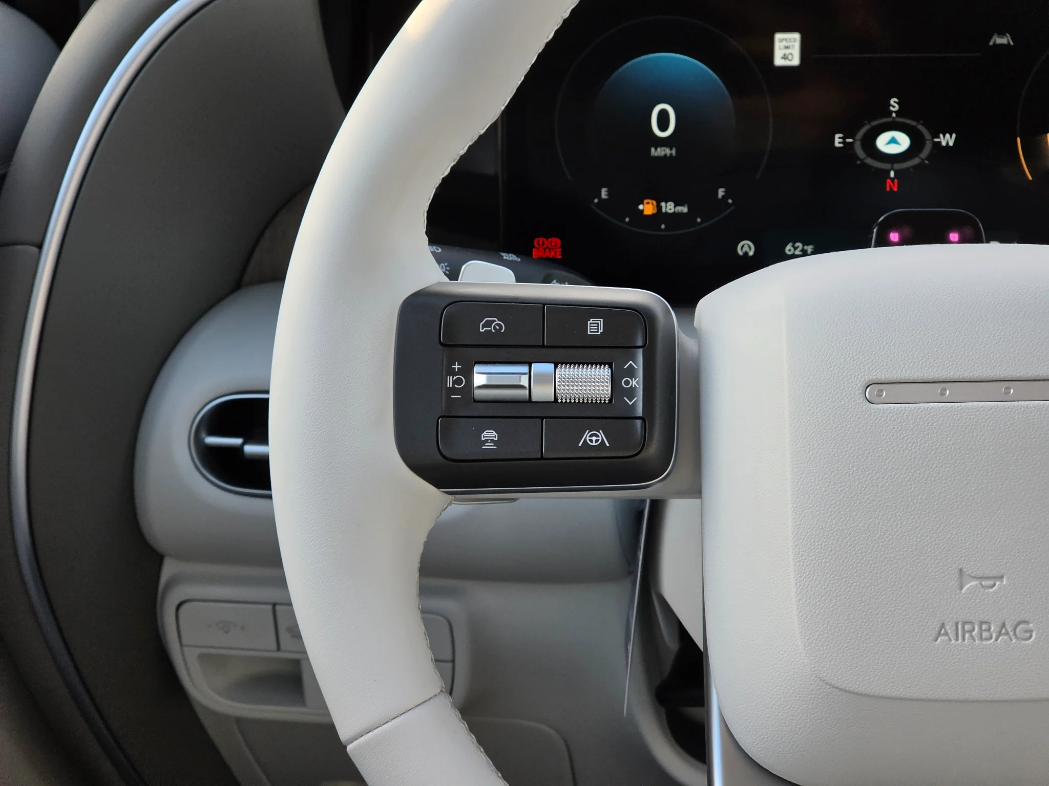 New 2027 Ecotronic Gray Pearl Hyundai SEL 8P image 14