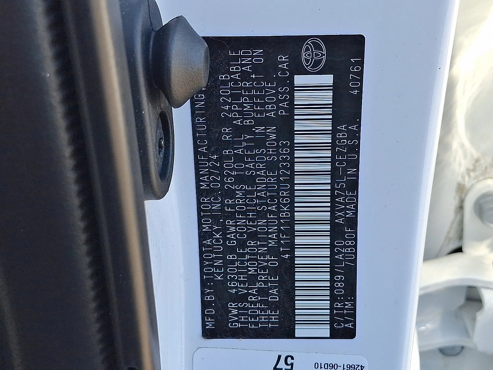 Used 2024 Wind Chill Pearl - 089 Toyota XLE image 27