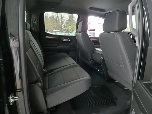 Used 2025 Black Chevrolet LT image 19